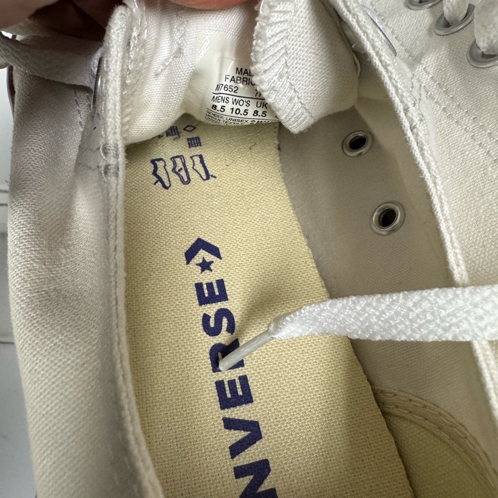 Converse White Chuck Taylor All Star Low Top - Unisex (Mens 8.5/Womens 10.5) - Picture 7 of 8